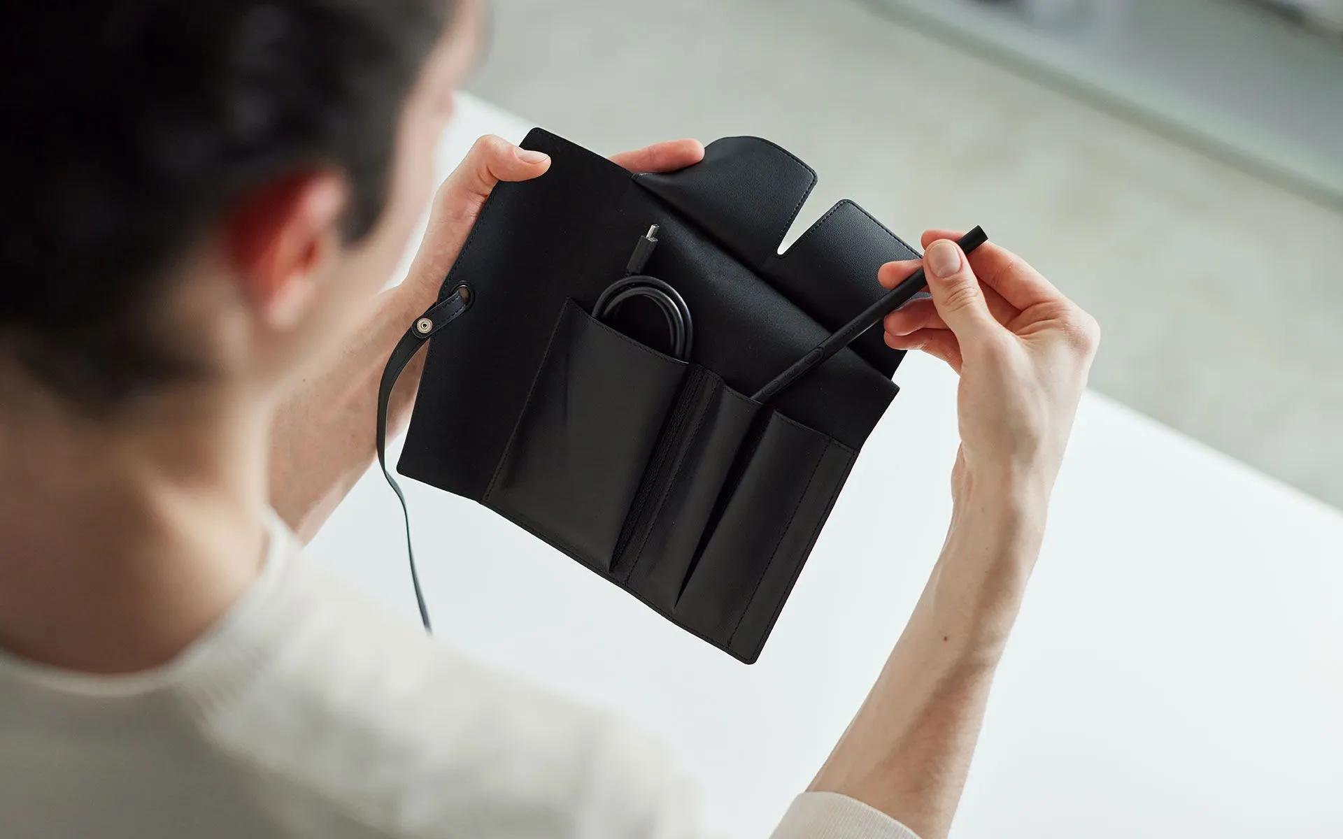 Wacom Rollup Case open with cable and pen
