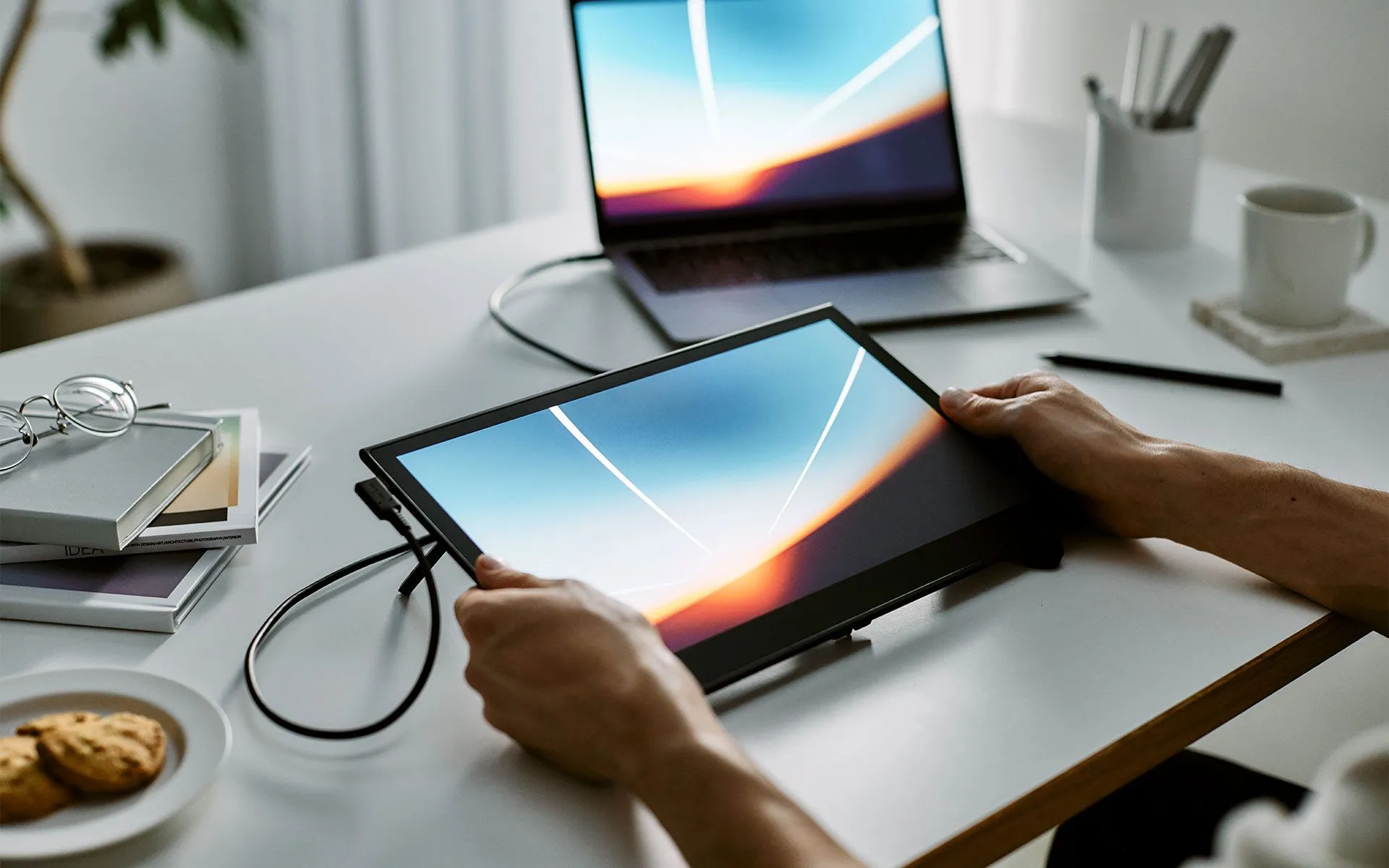 Wacom Movink 13 with Notebook